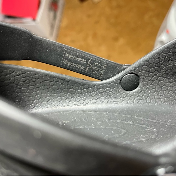 CROCS Black Mercy Slip Resistant Work Clog Sz 7 - Picture 15 of 15